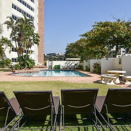 72 Sea Lodge Umhlanga Rocks เดอร์บัน ภายนอก รูปภาพ